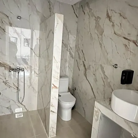 Nine 9 Beachfront * Nea Kallikrateia