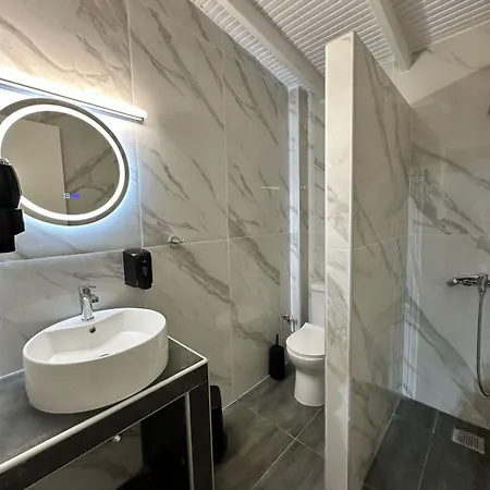 Nine 9 Beachfront شقة Nea Kallikrateia