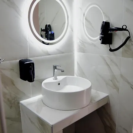 Nine 9 Beachfront شقة Nea Kallikrateia