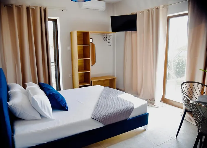 Nine 9 Beachfront شقة Nea Kallikrateia