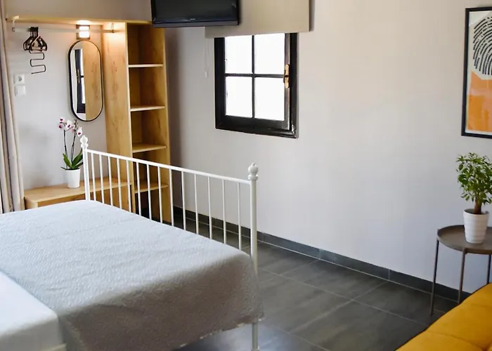 Nine 9 Beachfront شقة Nea Kallikrateia