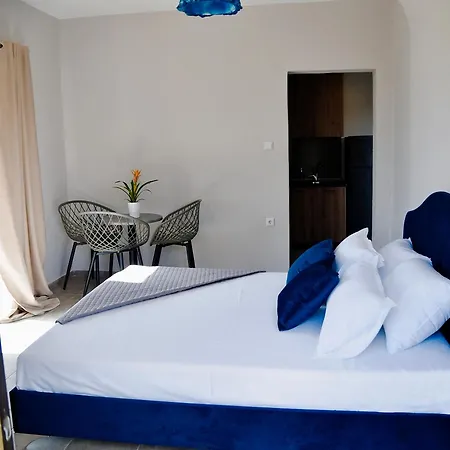 Nine 9 Beachfront Apartment