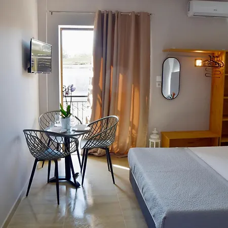 Nine 9 Beachfront Apartment
