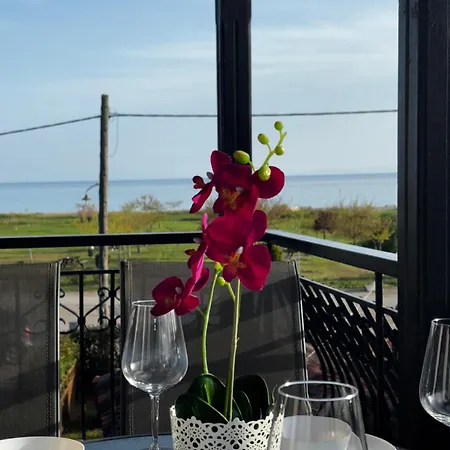 Nine 9 Beachfront * Nea Kallikrateia