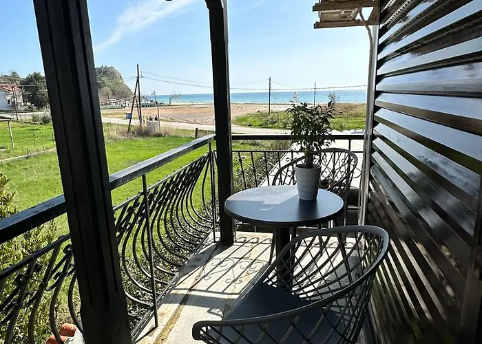 Nine 9 Beachfront * Nea Kallikrateia