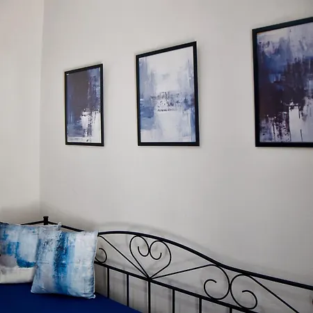 Nine 9 Beachfront Apartment