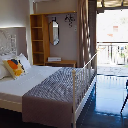 Nine 9 Beachfront Apartmán