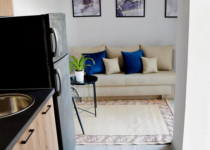 Nine 9 Beachfront Apartman *
