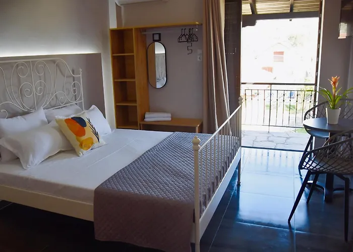 Nine 9 Beachfront Apartman